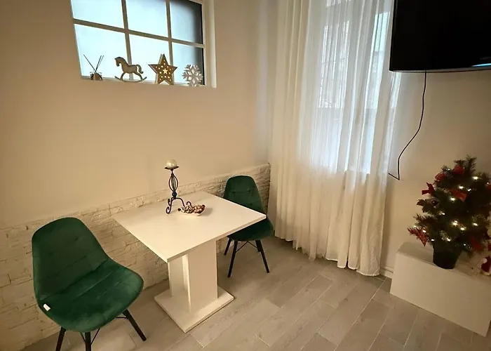 Cozy In The Center شقة براتسيلافا